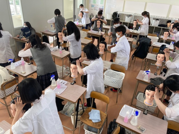 3年生(4期生)国家試験実技対策強化月間に突入!!